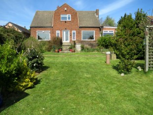 5 Bed Detached House