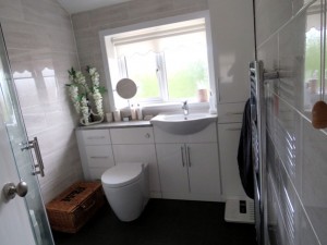 Fully Tiled Shower Room